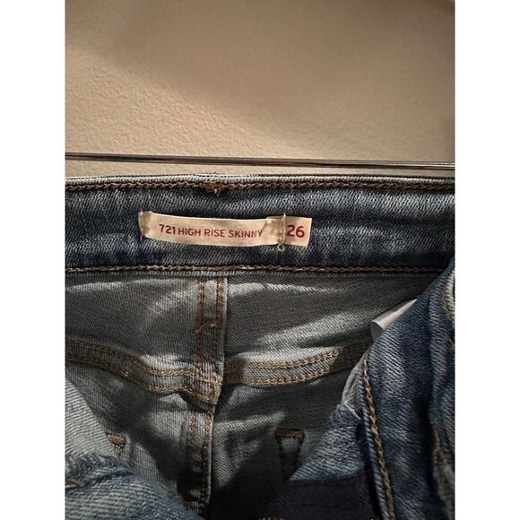 Levi's 721 High Rise Distressed Skinny Jeans Size 26 - Picture 11 of 12